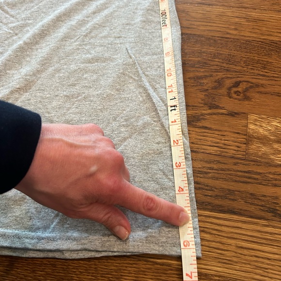 Men’s Large Graphic T ‘I’ll Be In The Garage’ - Picture 3 of 3